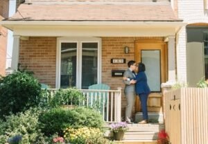 Common Reasons People Struggle to Sell Their Homes in Winnipeg